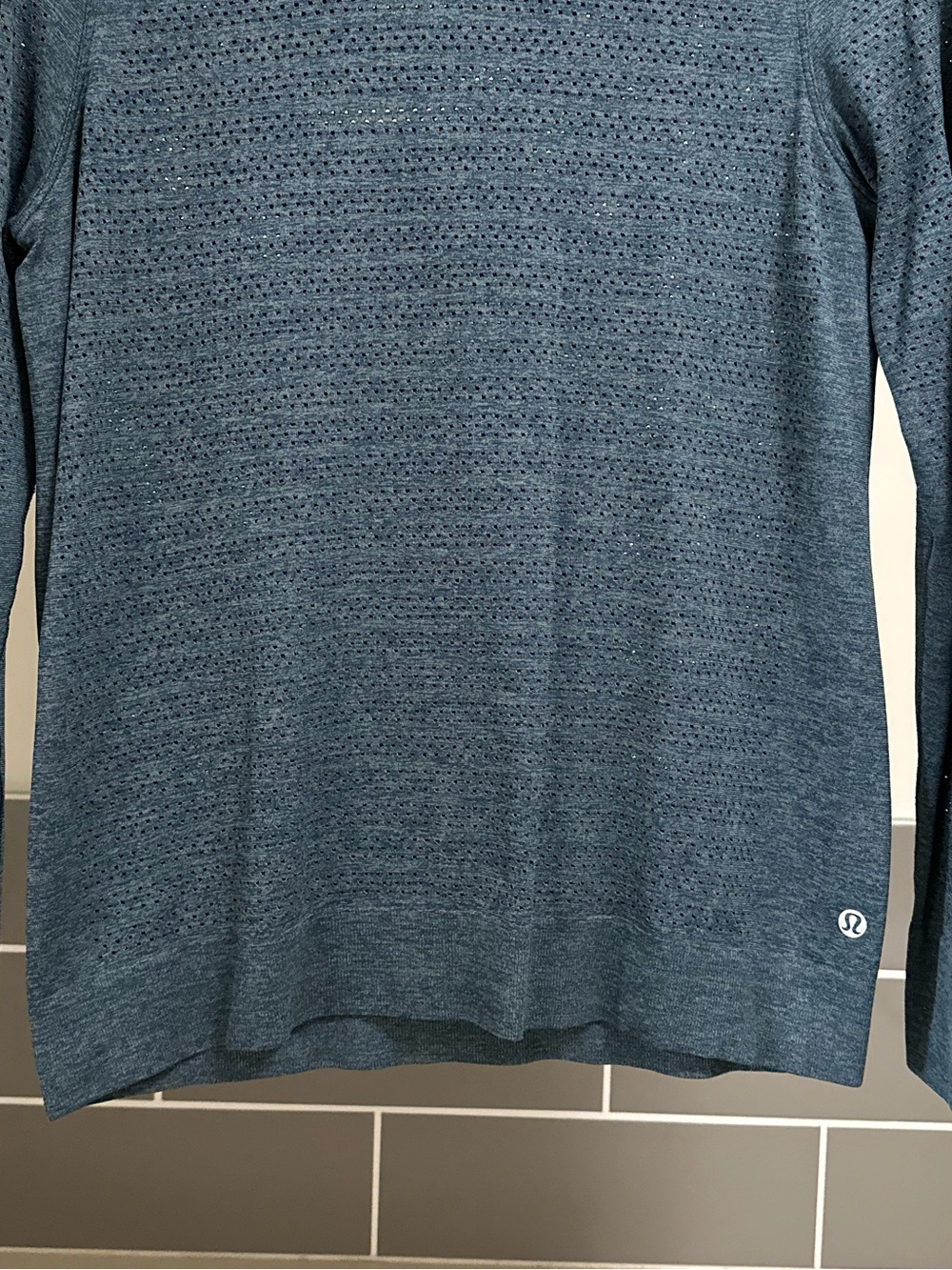 Lululemon Breeze By Long Sleeve *Squad - Picture 6 of 10